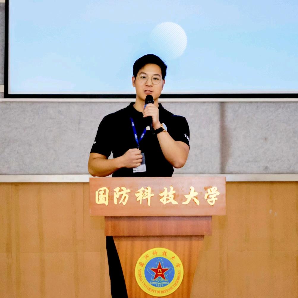 正青春黄教员