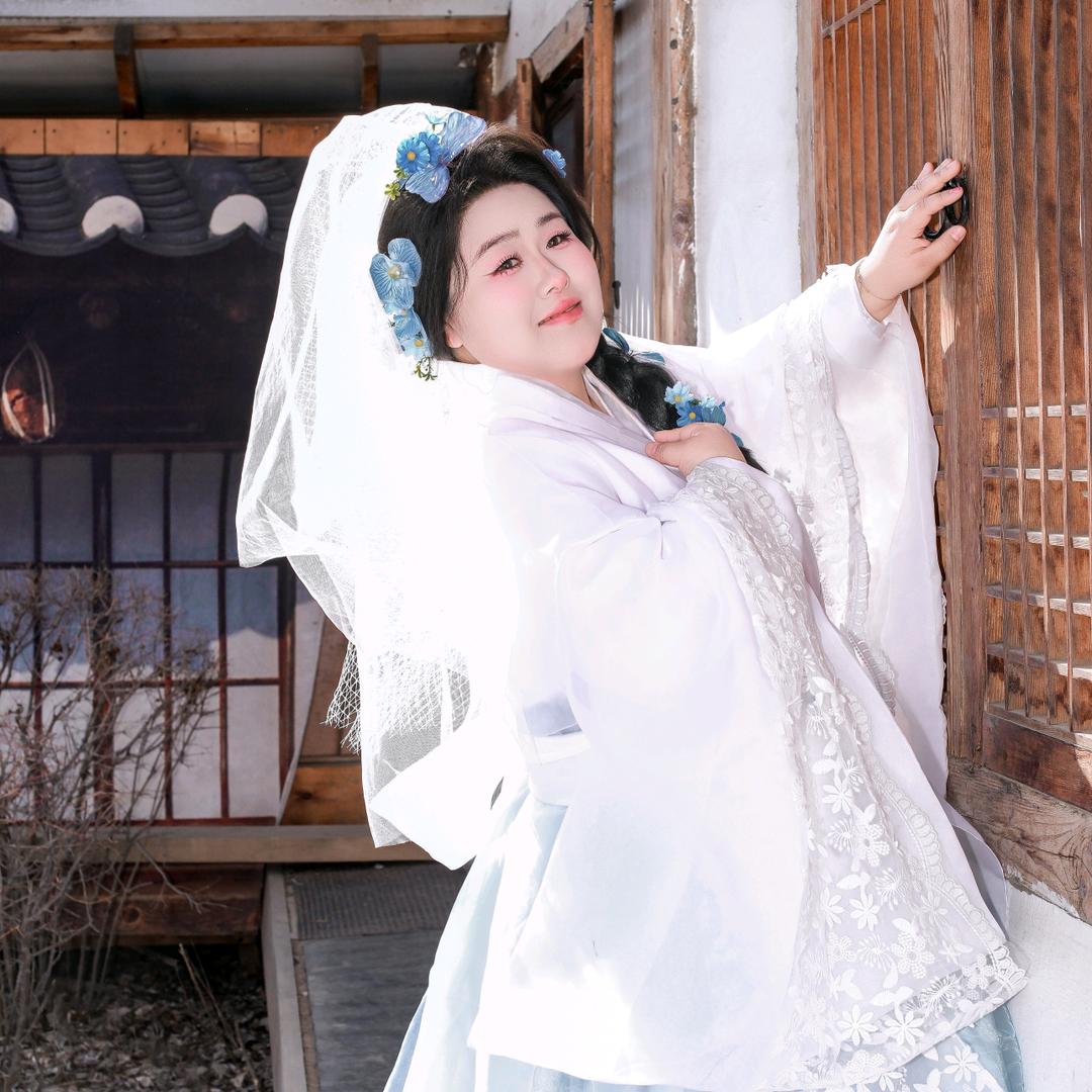 是胖橘呀～(延吉大码旅拍写真）