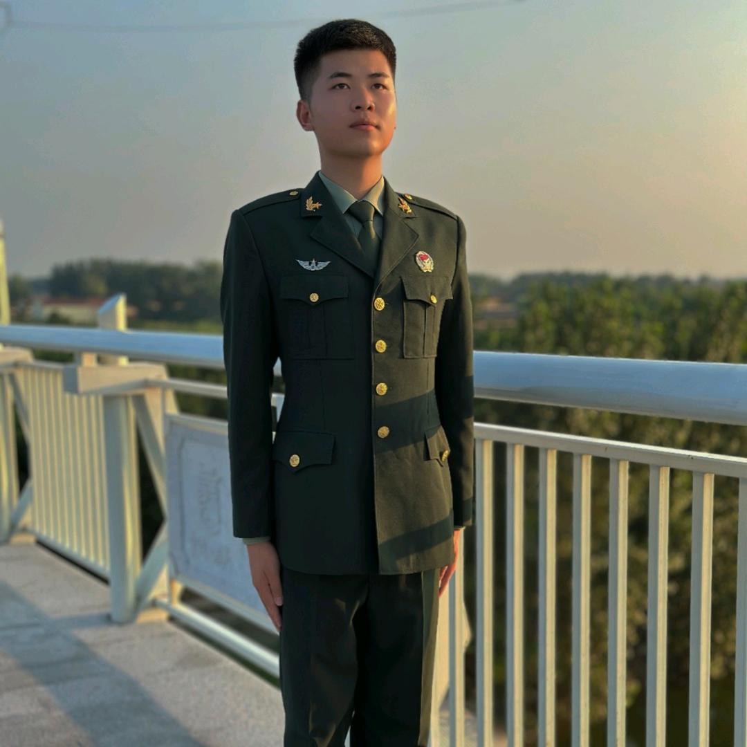 小老弟的生活