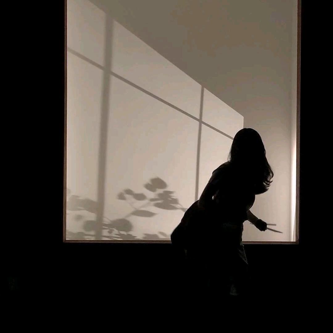 怡初