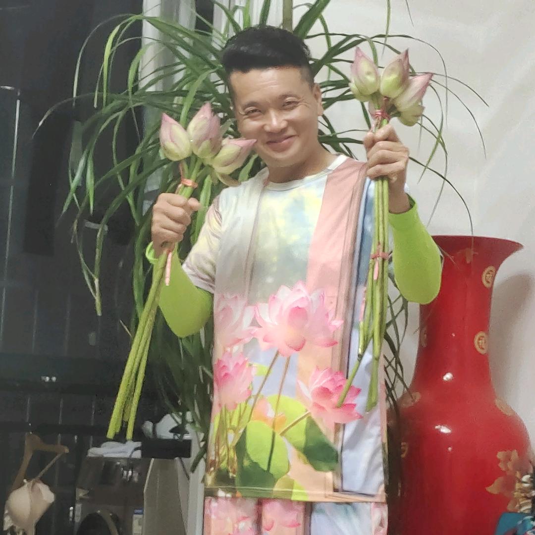 三哥带你飞（荷花基地）