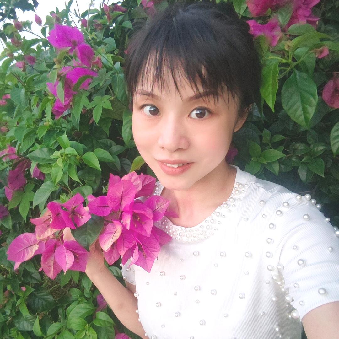 汉族姑娘小杨杨