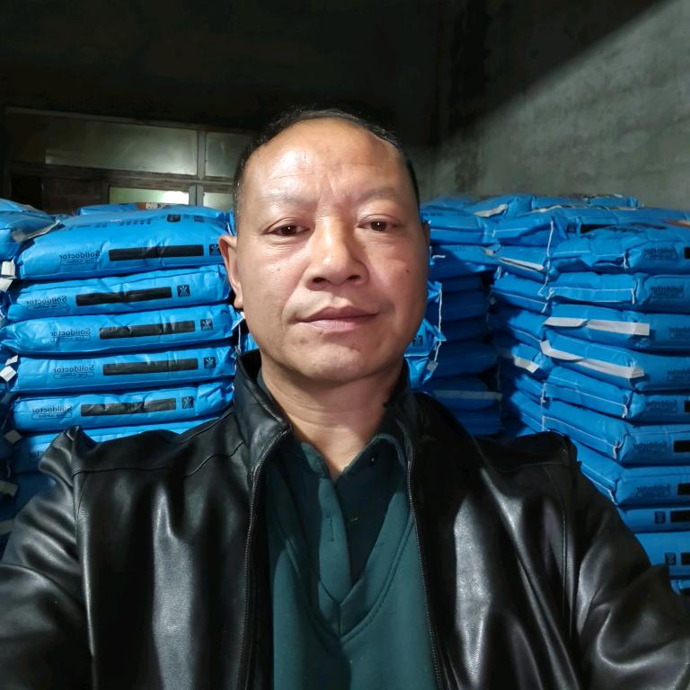 高笋塘黄莲病虫害枝术顾问王明家