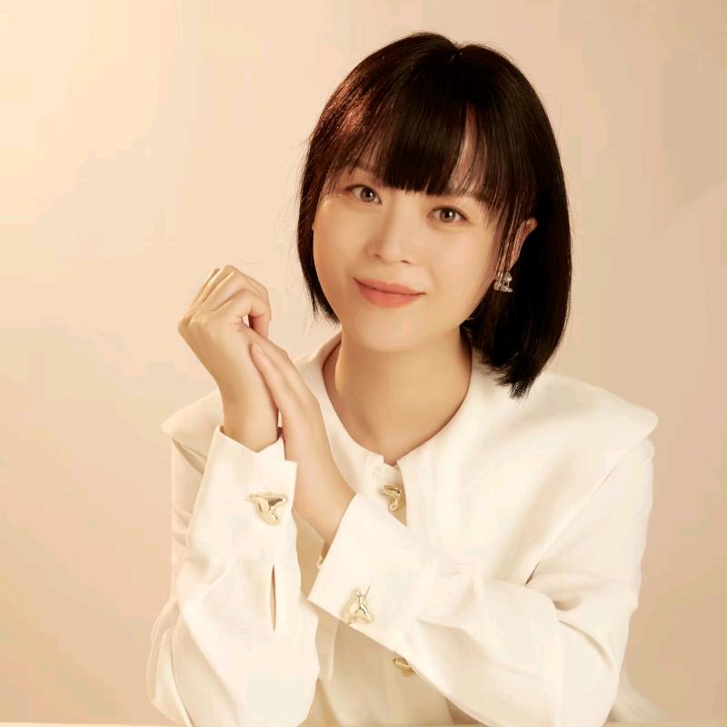 主持人尚佳