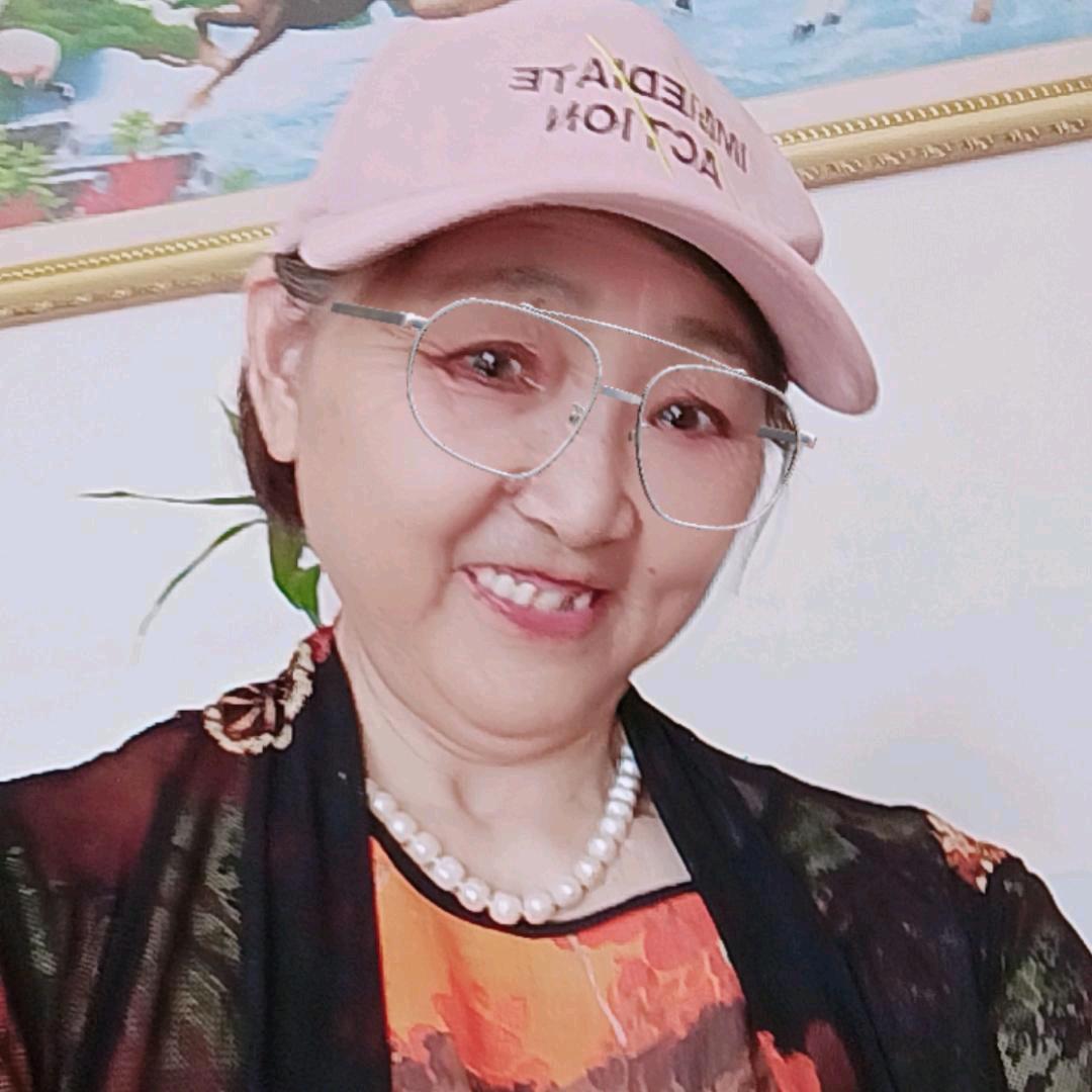珍珍晚上（18点十分开播:-)