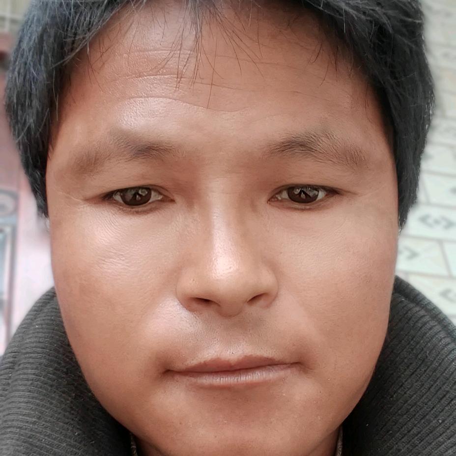 庞献广