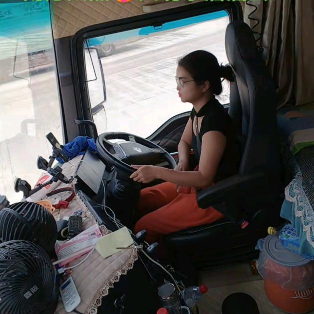 卡车小玲子🚚🚚
