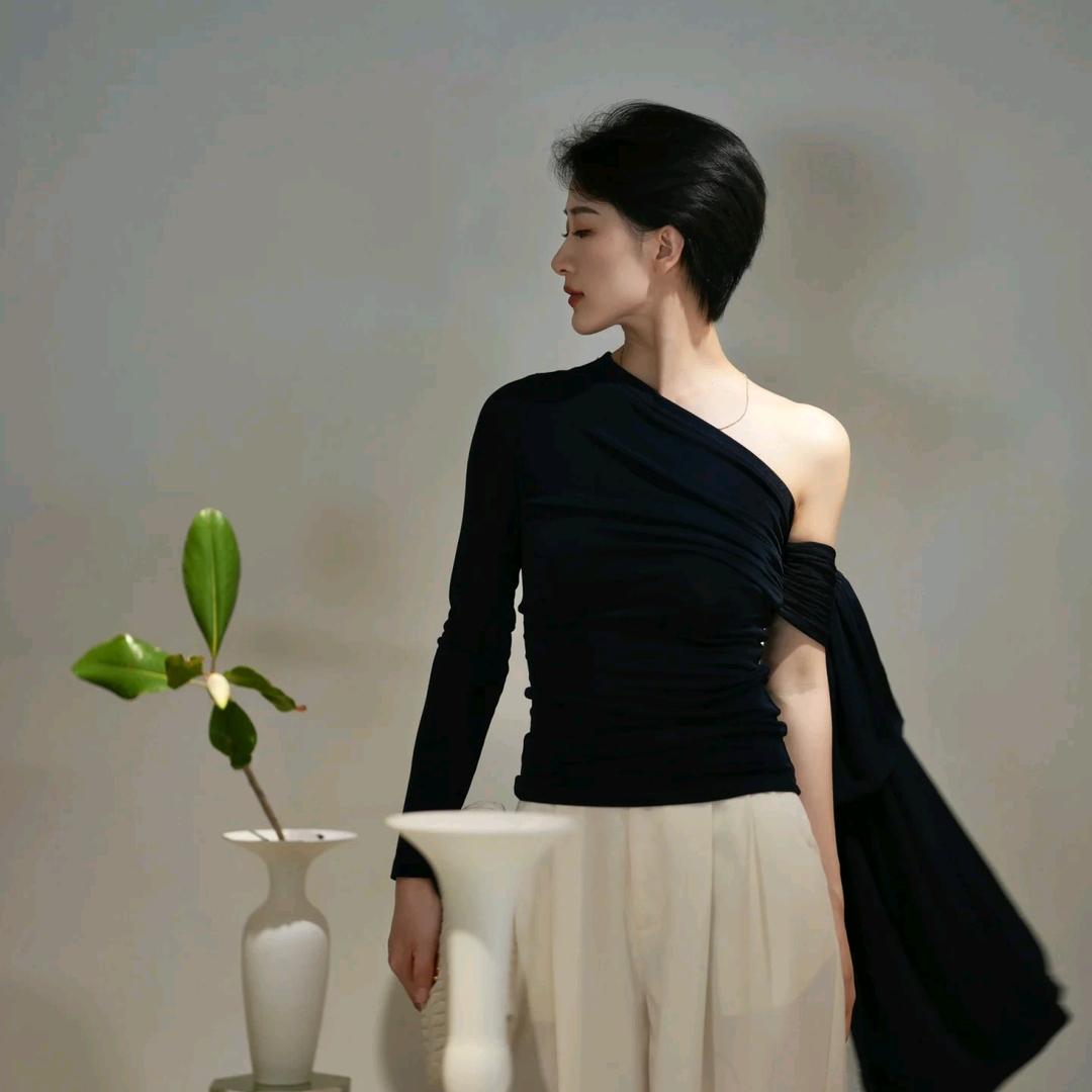 成小姐