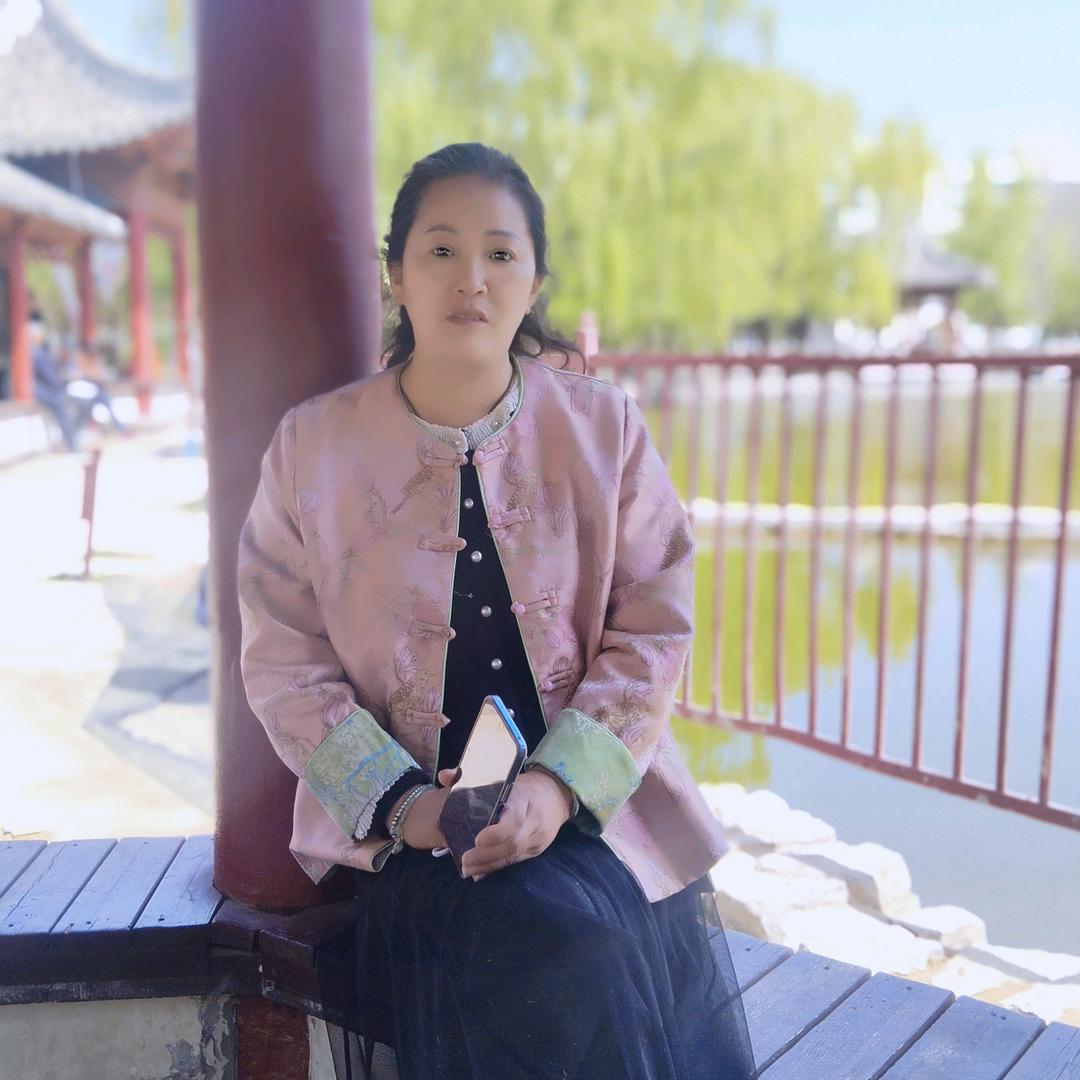 首席牵线顾问：田姐