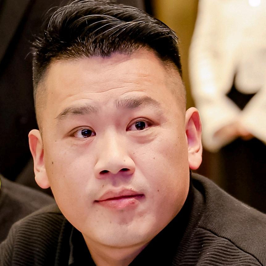 咸阳涵铭墙布地毯地板革塑胶地板草坪