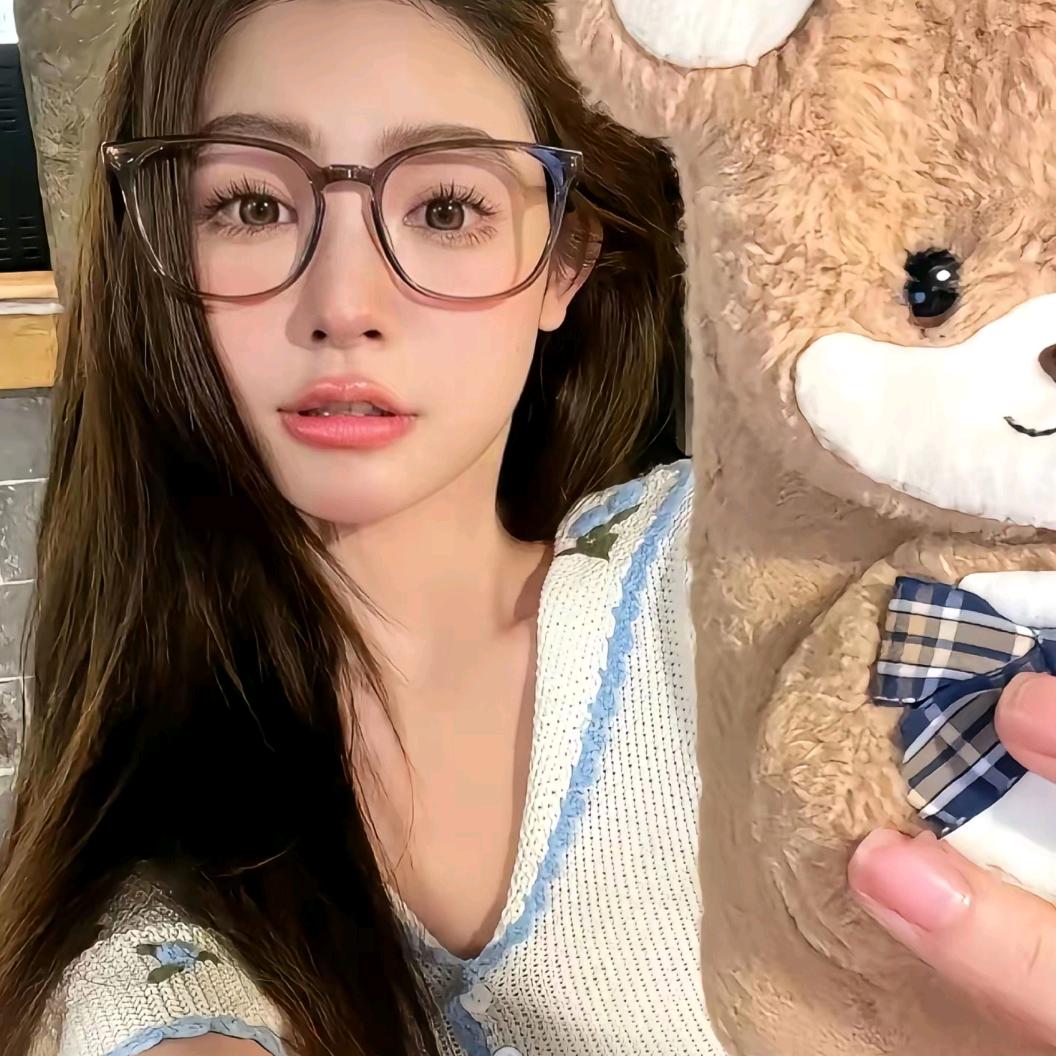 腼腆小美～