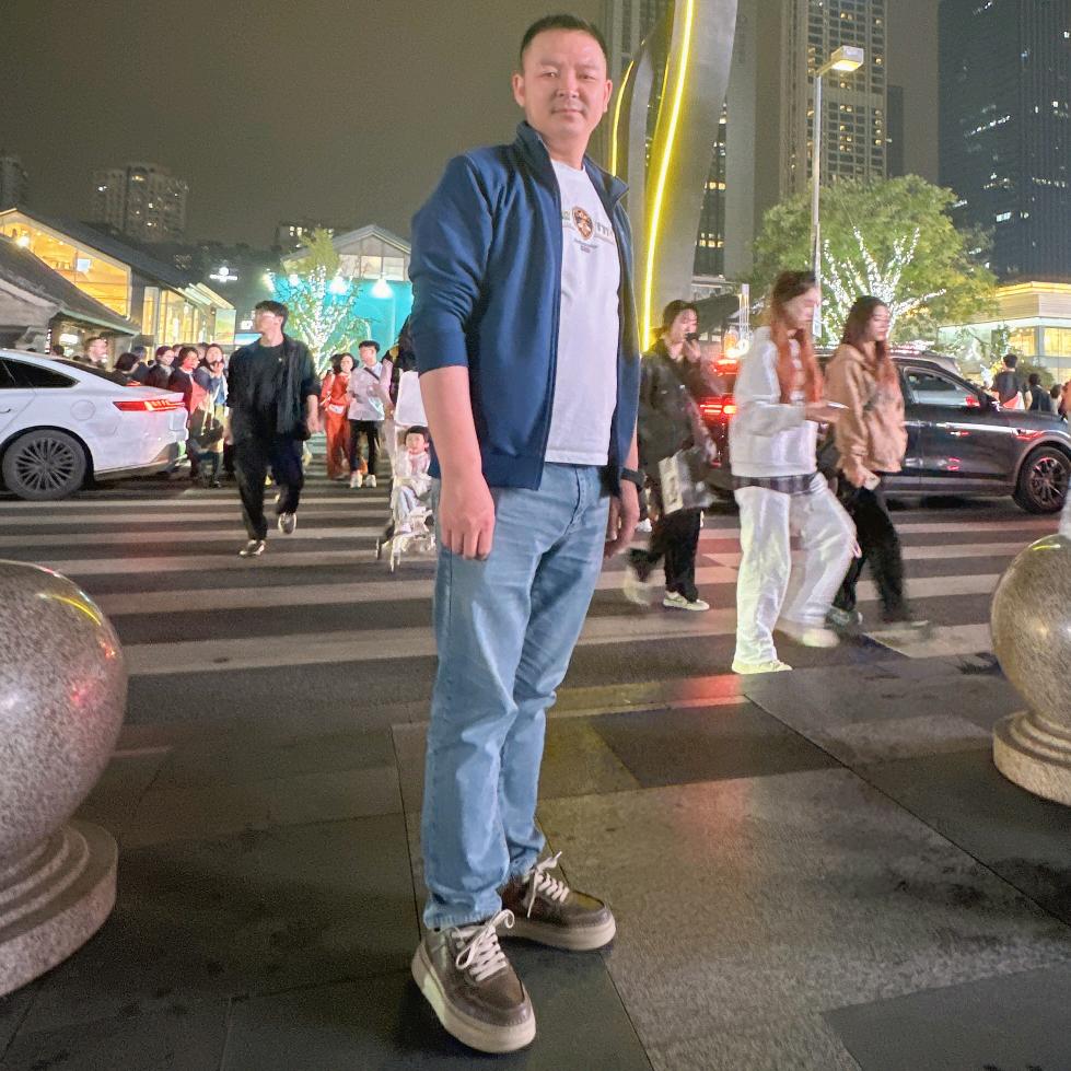 承德县房产国辉(每晚8:10分直播)