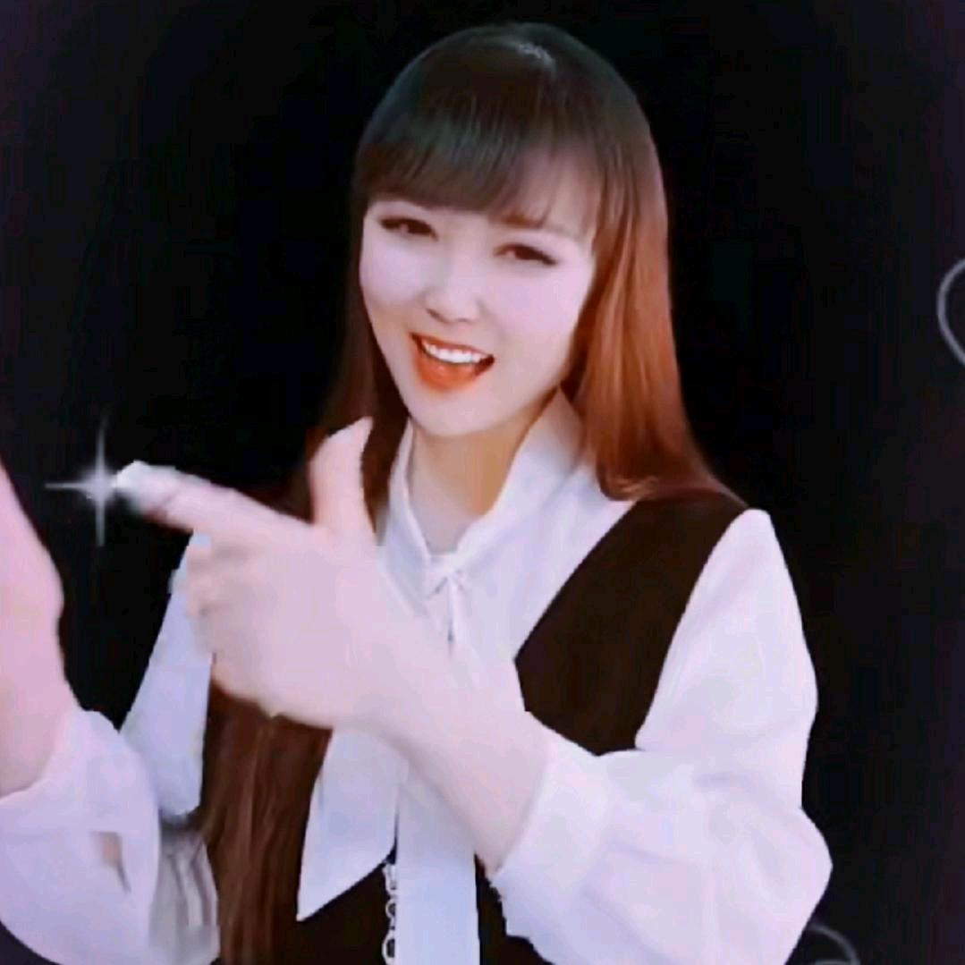 华华姐。