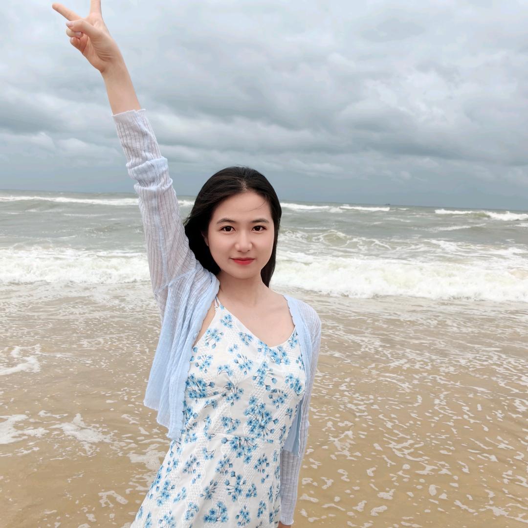 小婷。