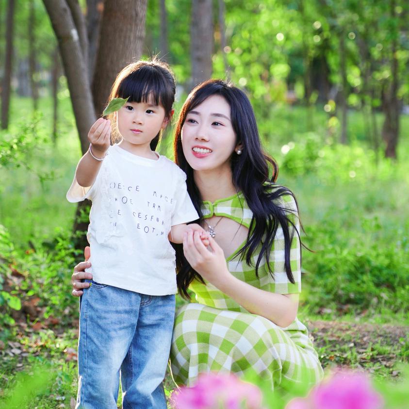 主持人希希妈妈