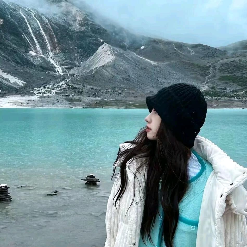 A小颖妹子吖