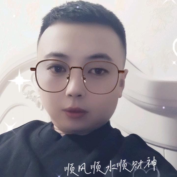 坐在坟前调戏鬼