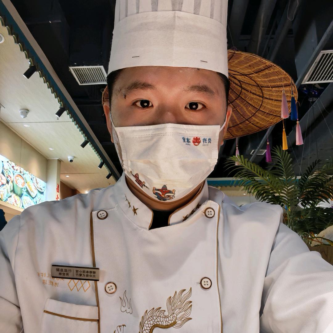 （嘟嘟泰国小馆.炎玲冰室）行政总厨