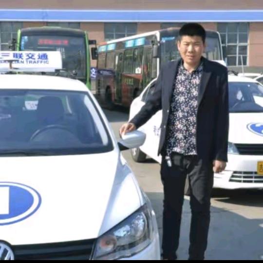 万通驾校室内学车刘洪明