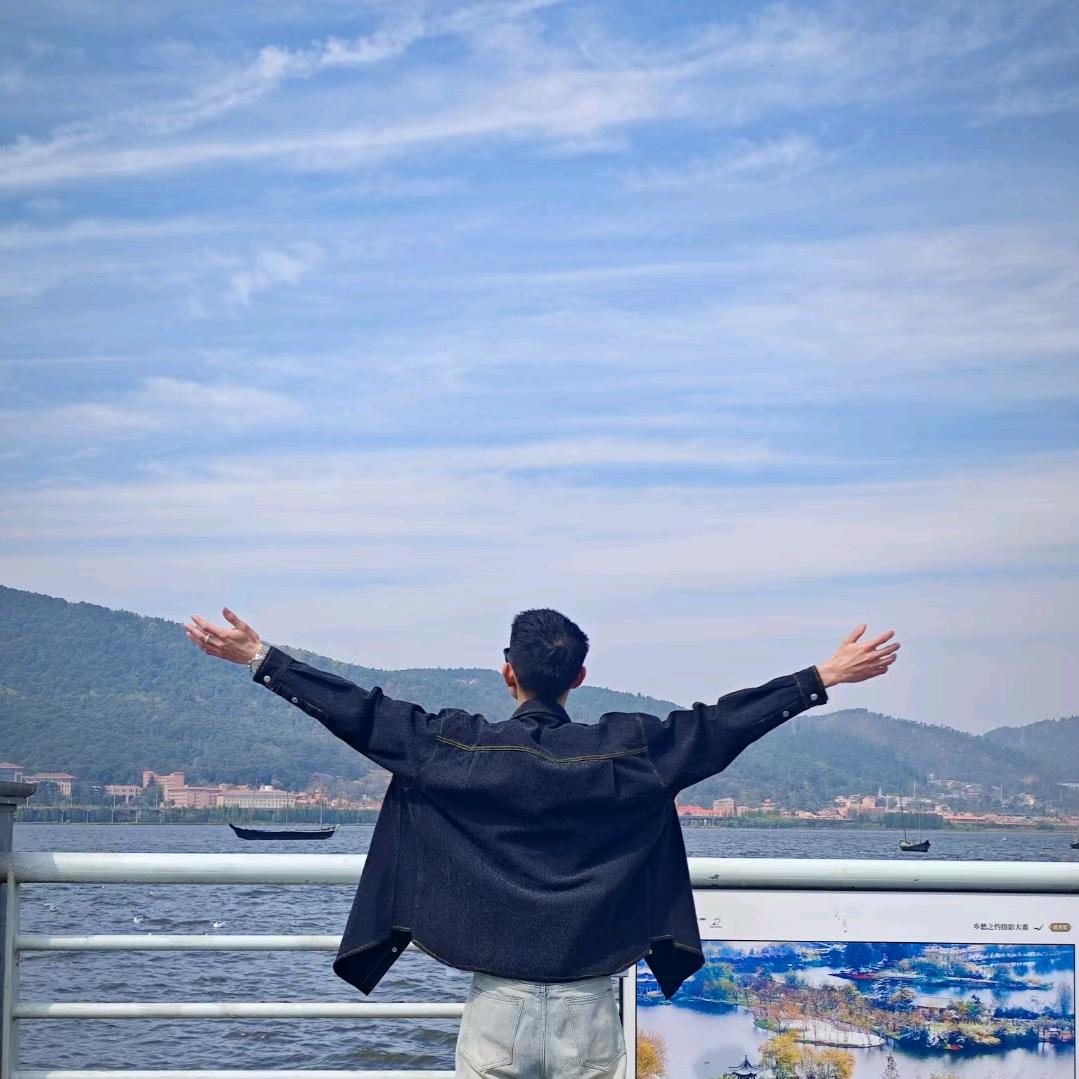酒馆不打杨Mr