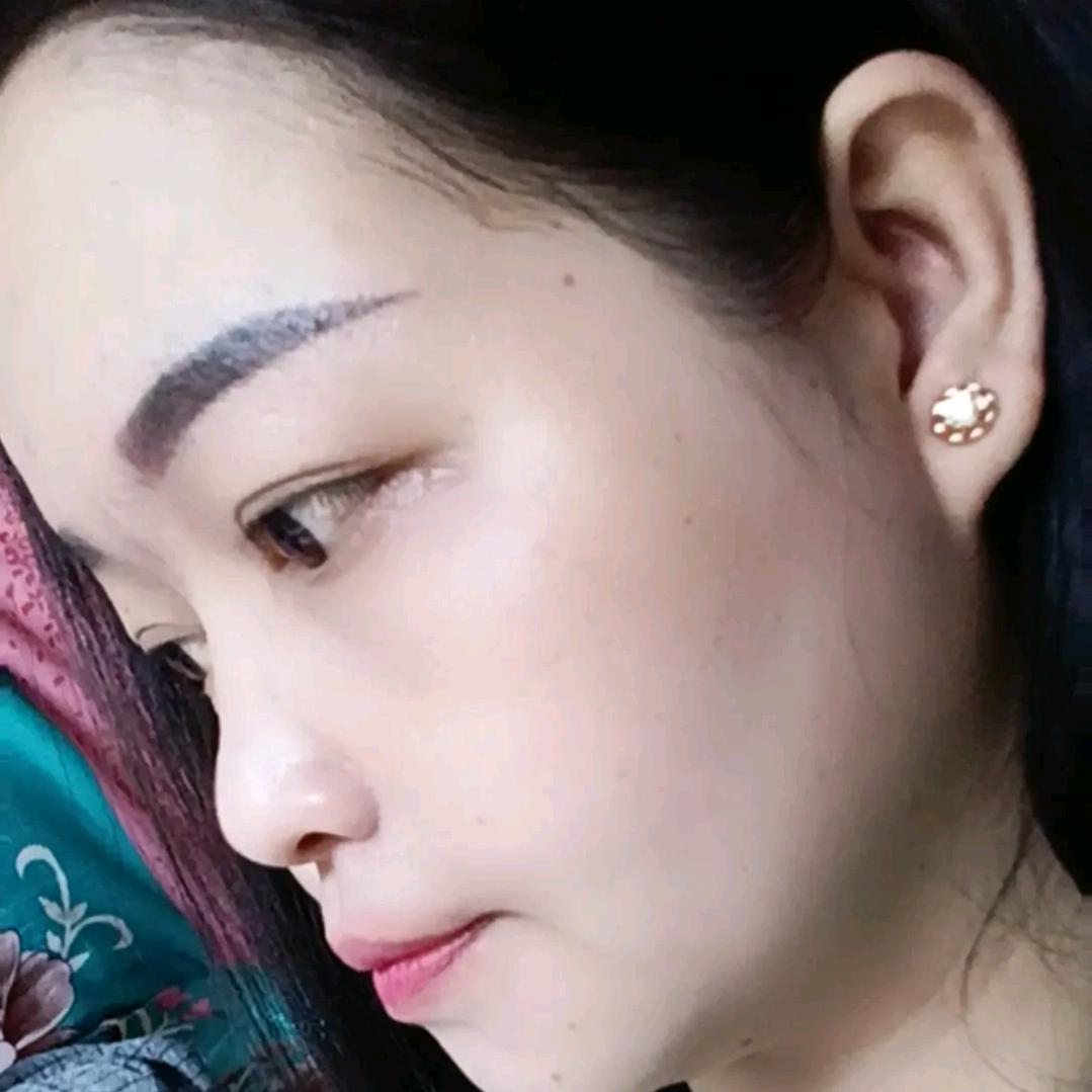 💑👩‍❤️‍💋‍👩💋💋