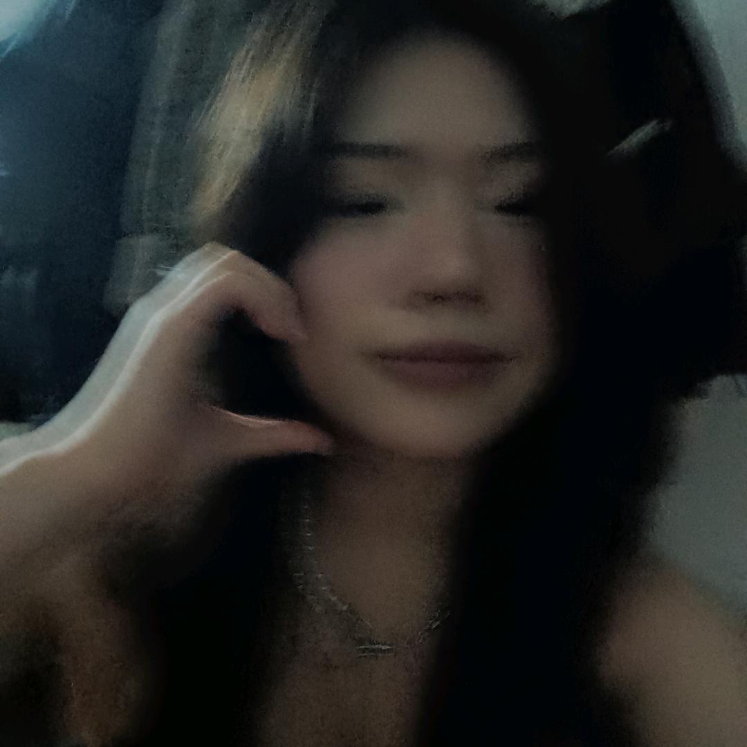 椰汁滢.