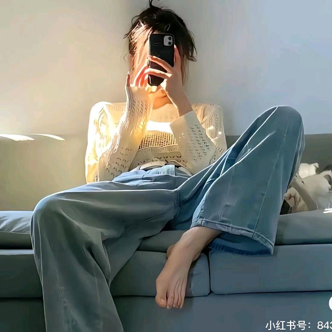伊晨时尚女装