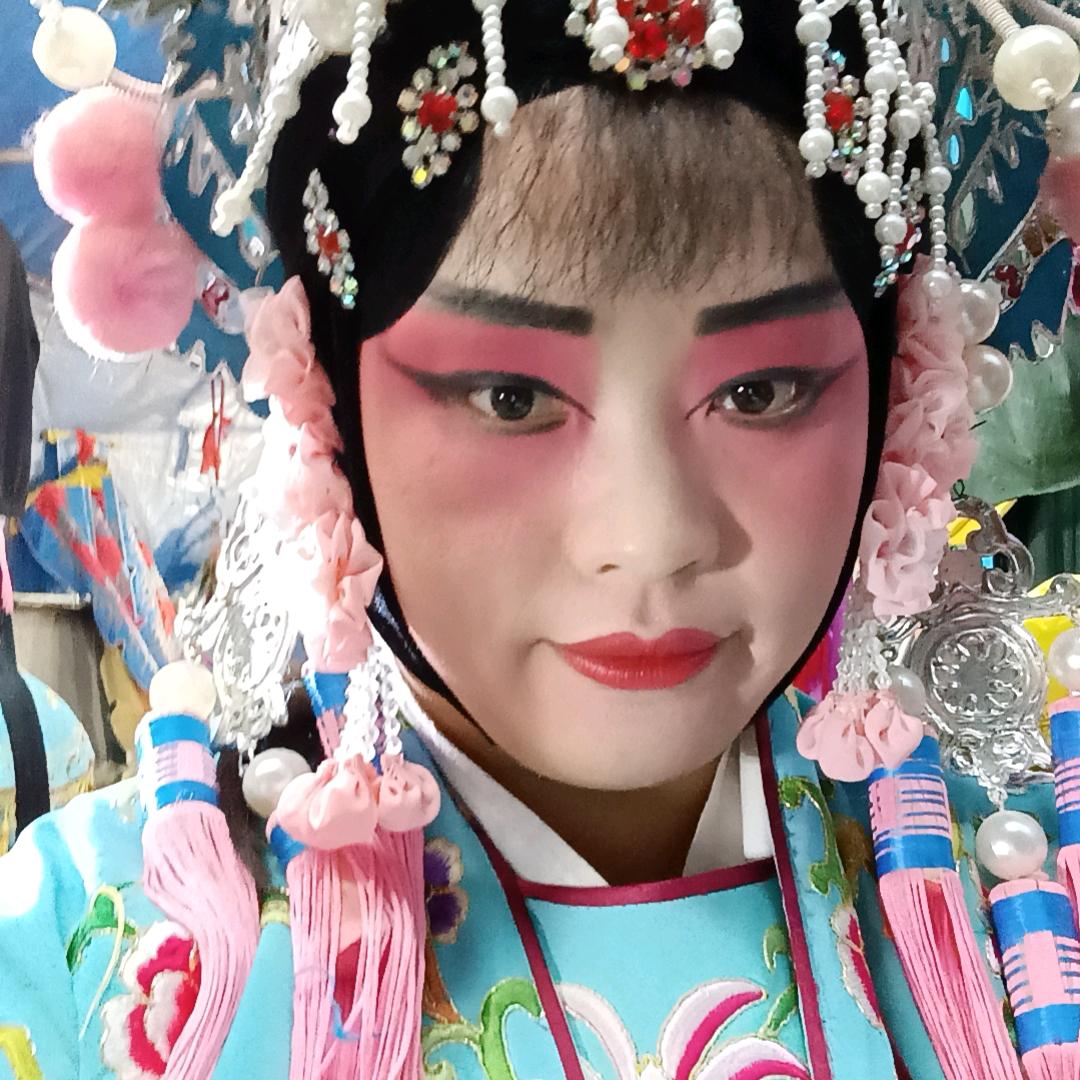 佳丽三千