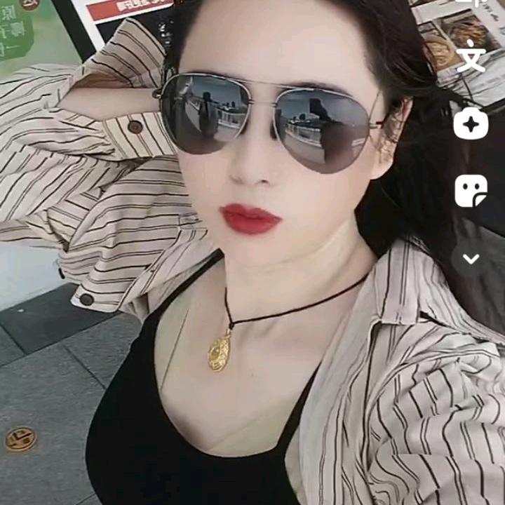 我是翠花上酸菜