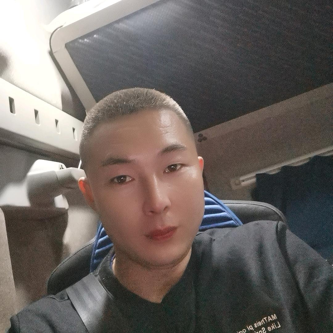 龙哥聊卡车