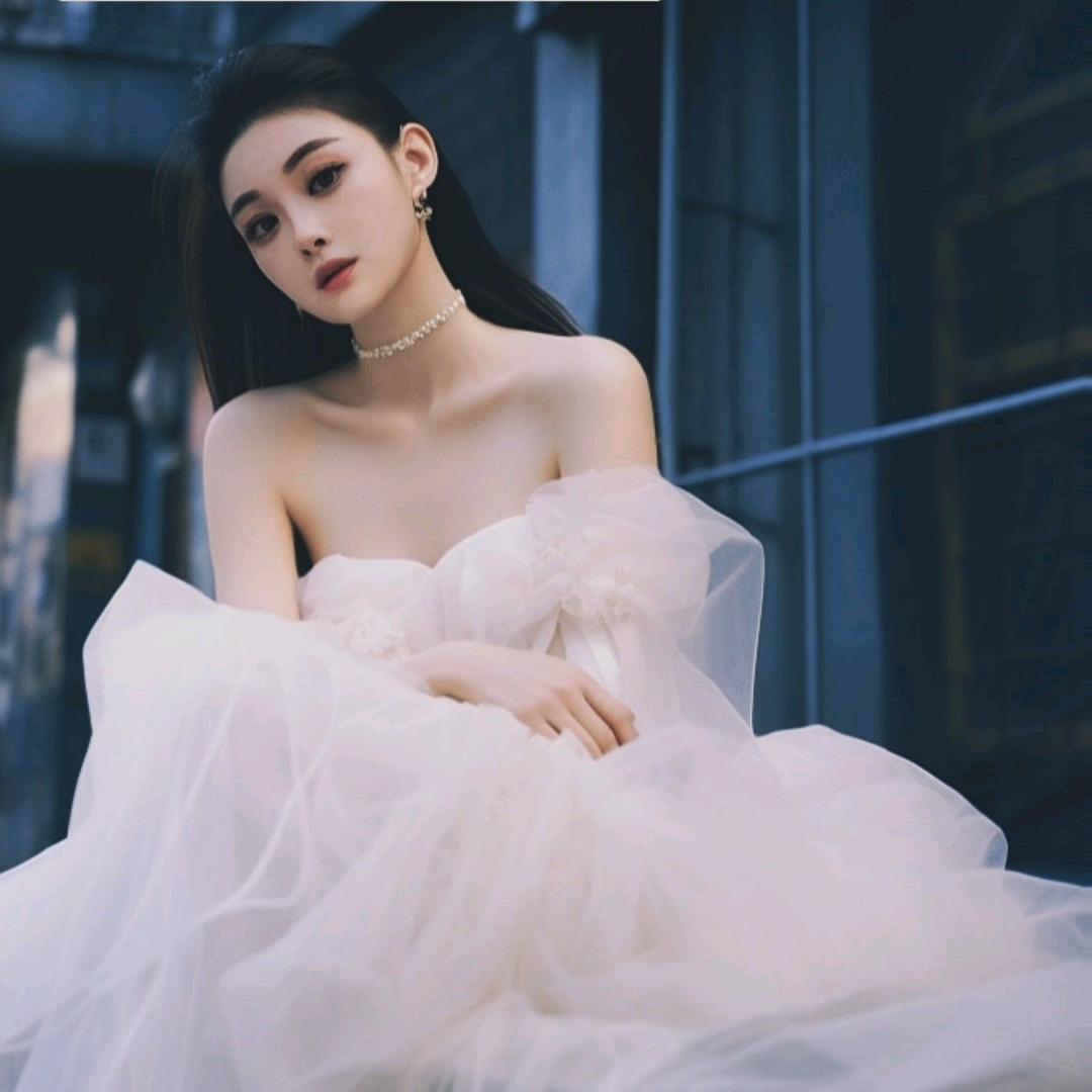 施家大小姐（美妆，羊肉馆，猪肚鸡）