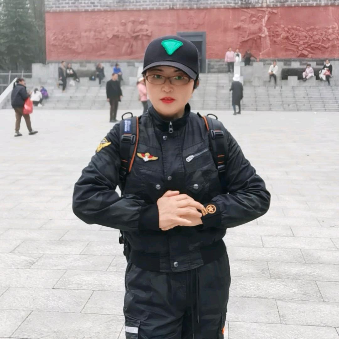 鸭舌帽【刘姐】