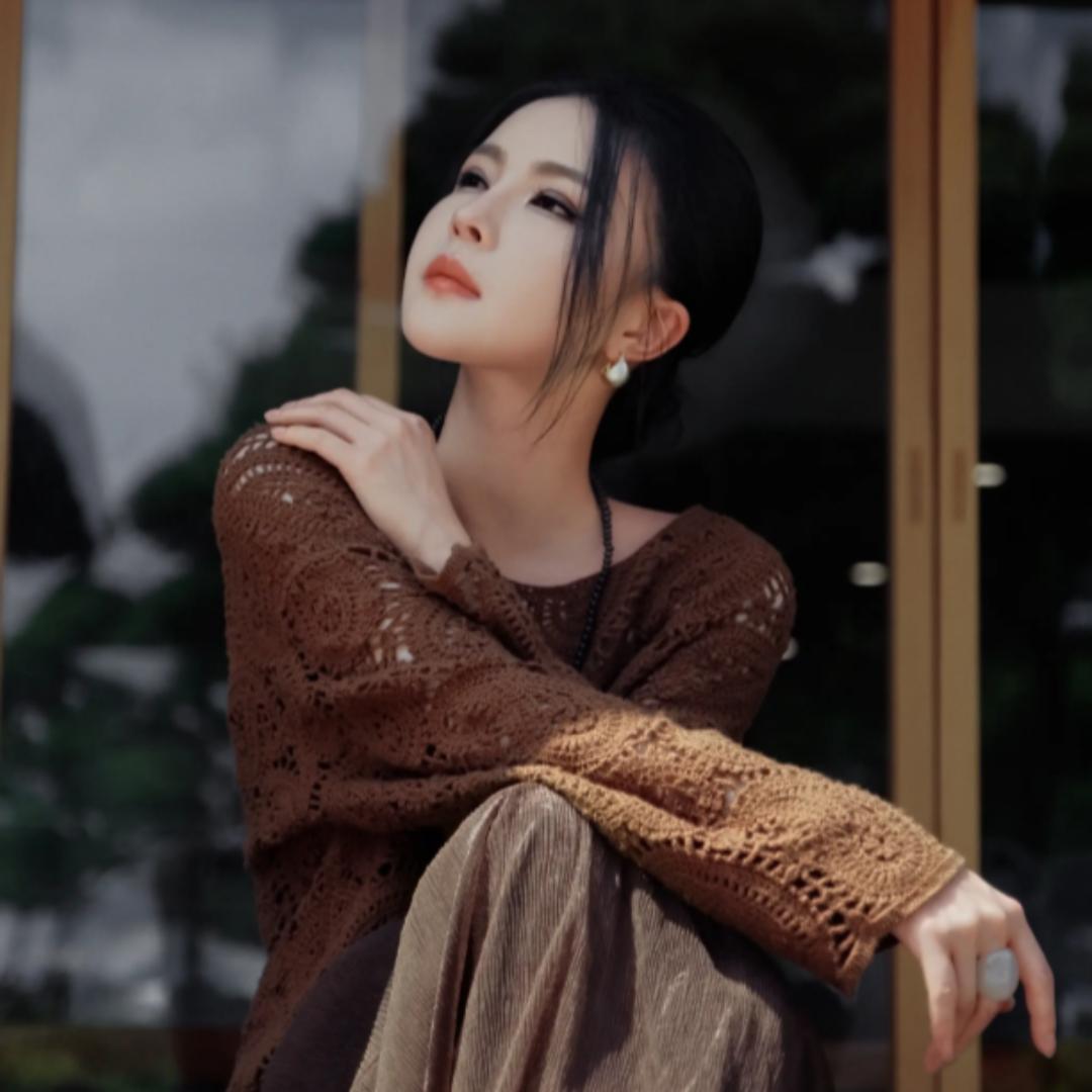 溶溶RONGRONG精品衣橱