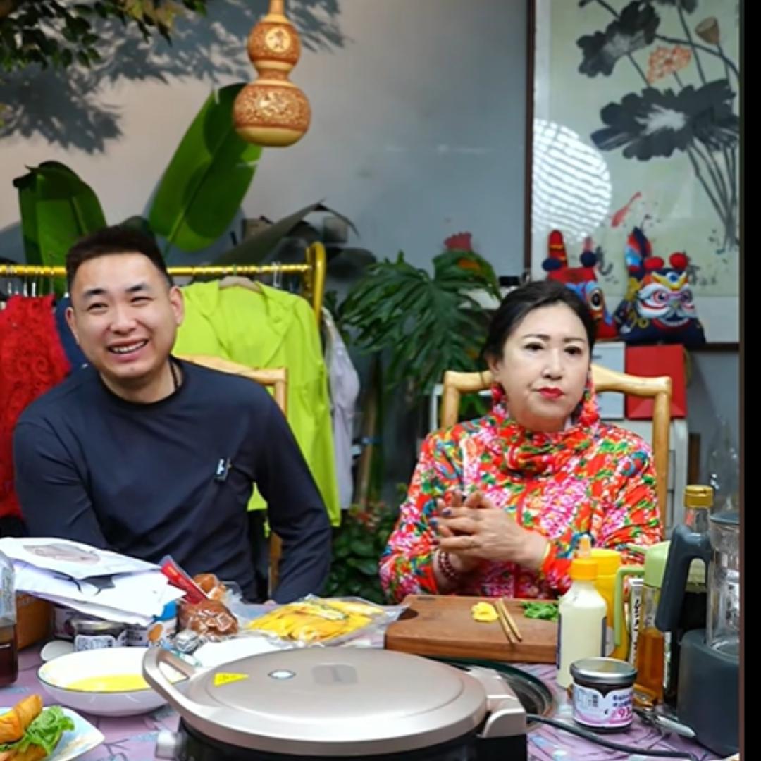 周嵘丈母娘茶余唠家常