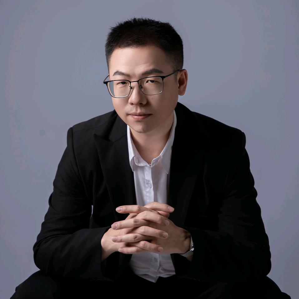 普宁减龄显脸小发型设计 结哥