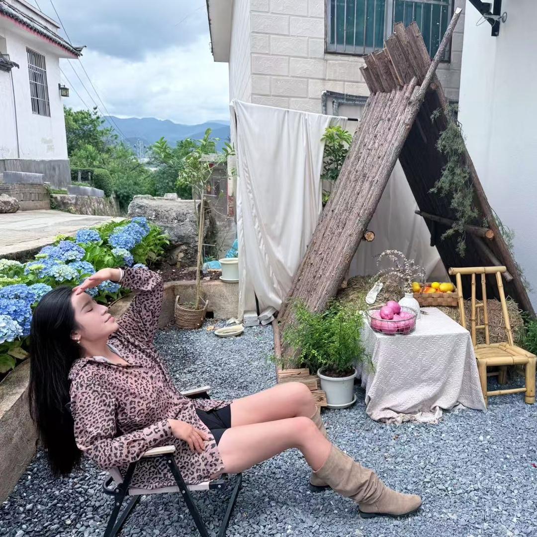 白大漂亮在丽江