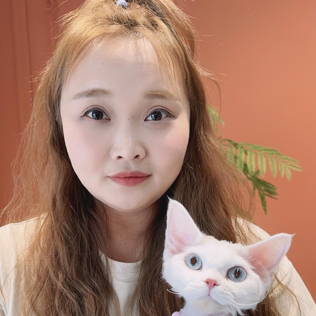 肉肉的猫卷不卷