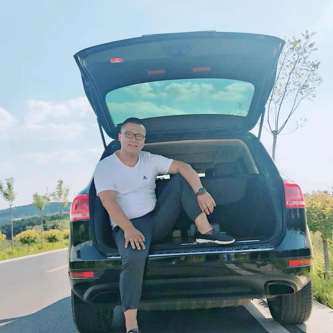 辉县未来者二手车
