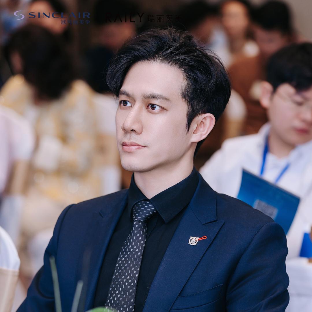 周书逸주서일_美冠臣